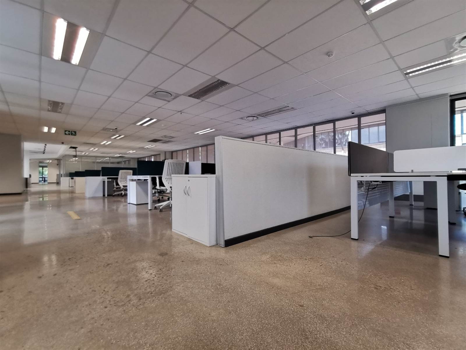 684  m² Office Space in Constantia Kloof photo number 9