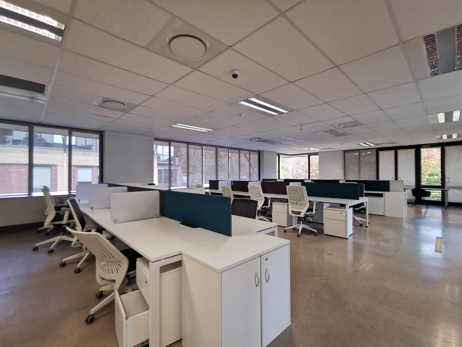 684  m² Office Space in Constantia Kloof photo number 11