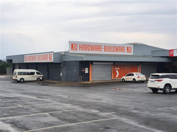 1 226 m² Retail Space 1 226 m² Retail Space