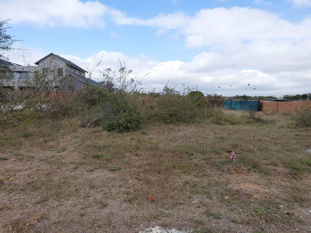 683 m² Land available in Bendor photo number 4