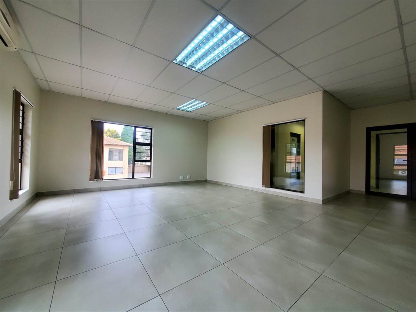 150  m² Office Space in Rynfield photo number 21