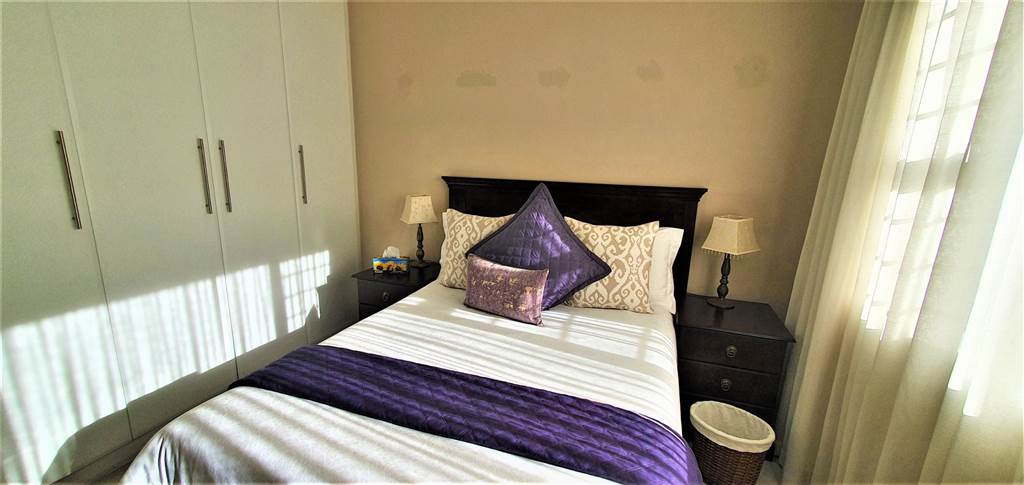 3 Bed Townhouse in Shelly Beach photo number 7