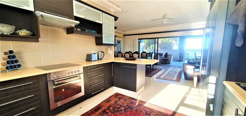3 Bed Townhouse in Shelly Beach photo number 6