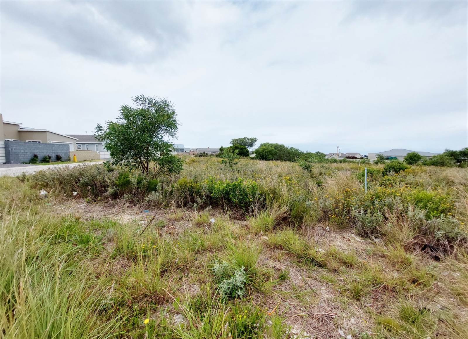 365 m² Land available in Fountains Estate photo number 3
