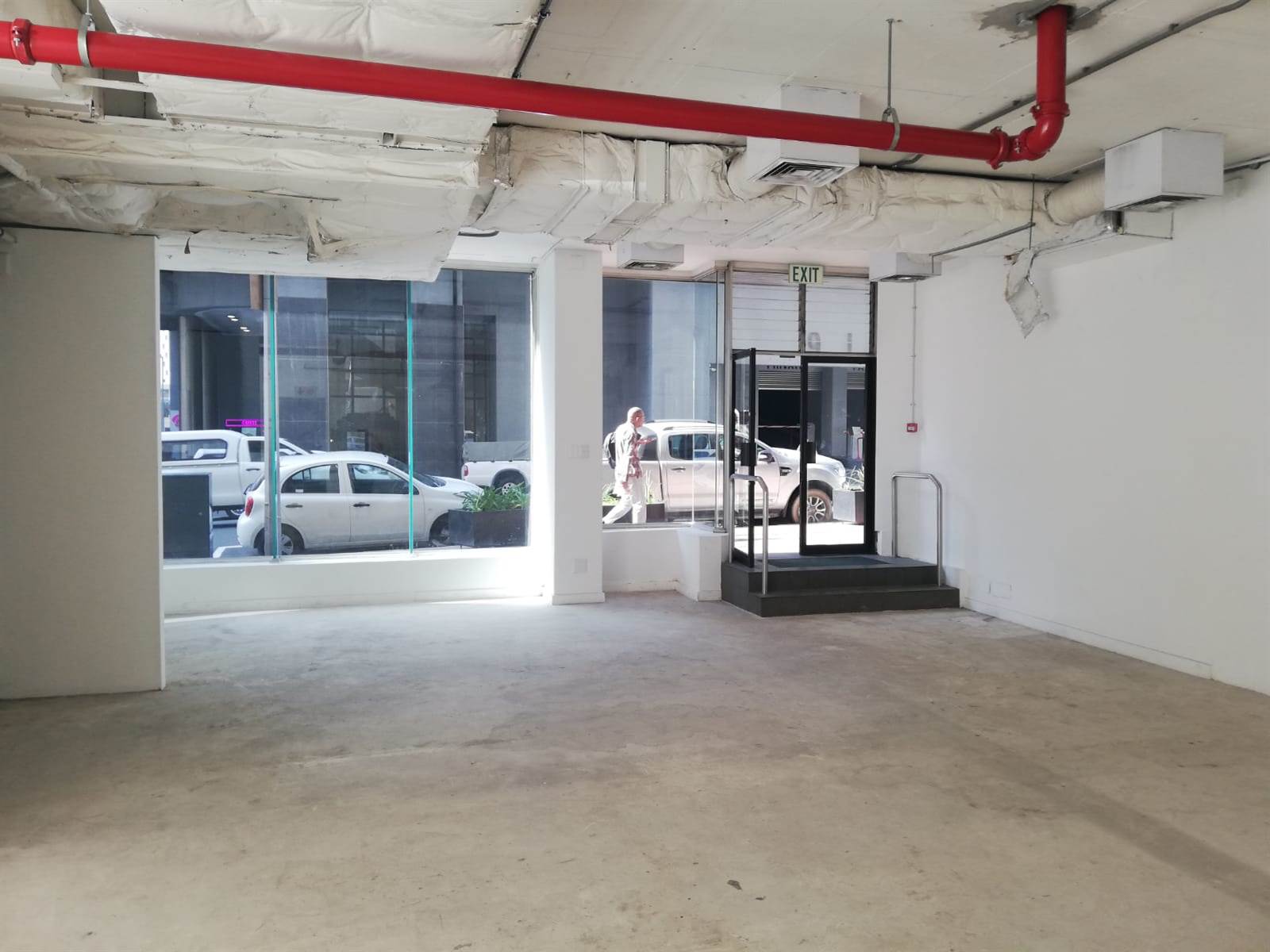 133  m² Retail Space in Cape Town City Centre photo number 4