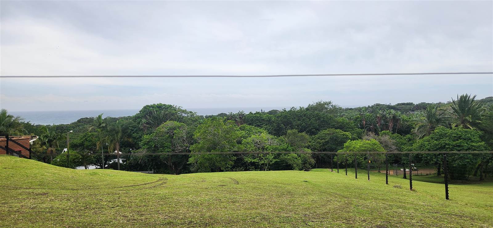 1047 m² Land available in Leisure Bay photo number 14