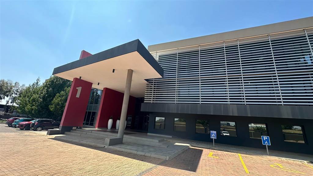 44  m² Commercial space in Highveld photo number 1