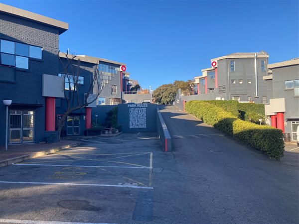 Commercial space in Wynberg