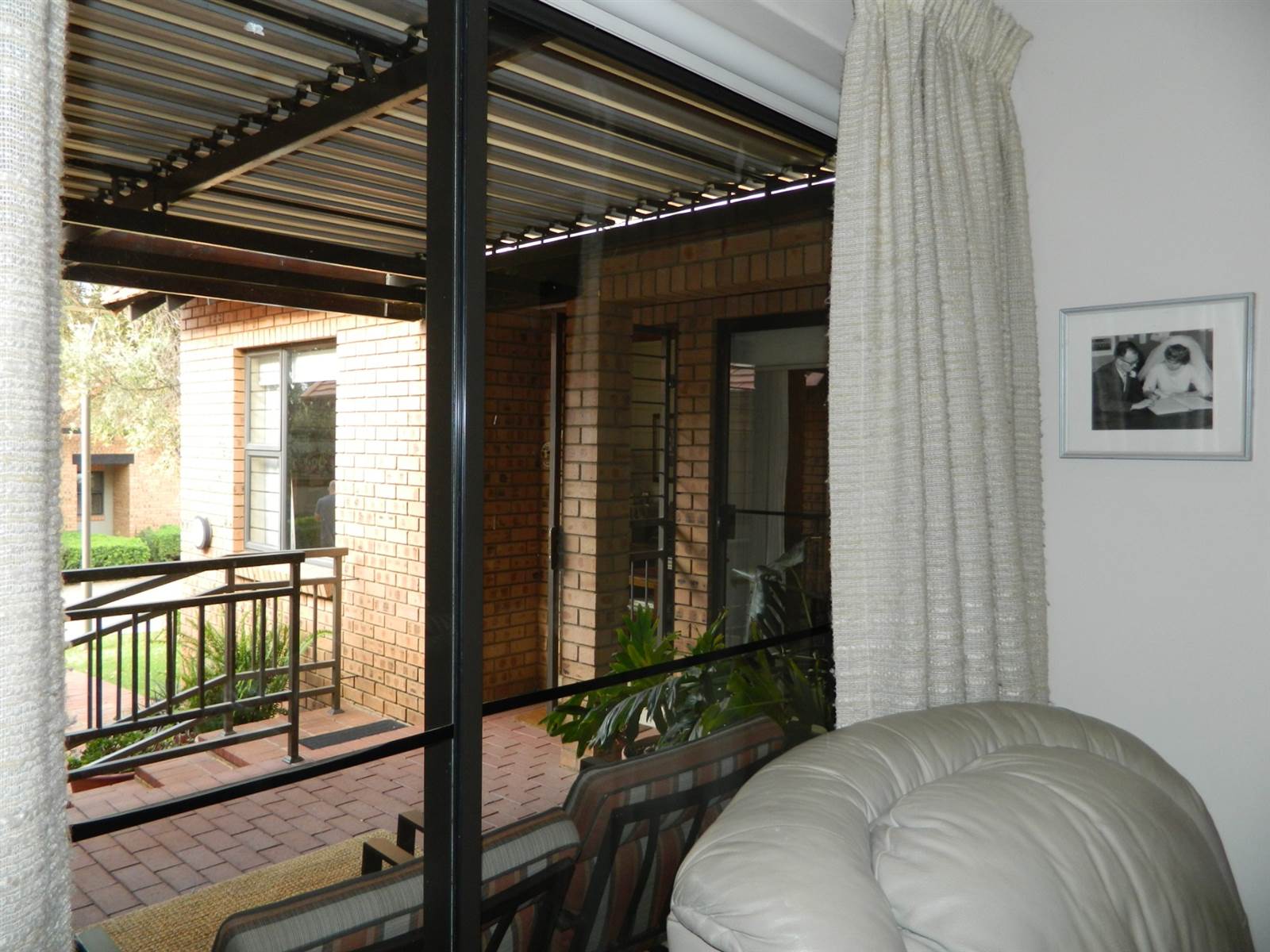 2 Bed Townhouse in Newlands photo number 30