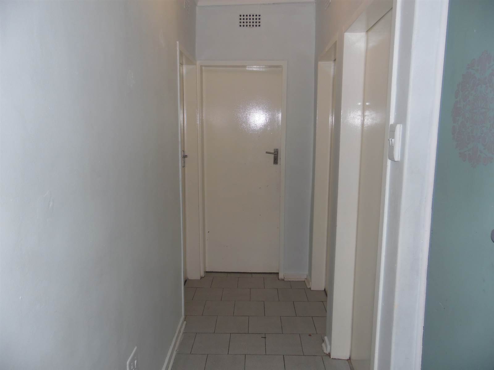 3 Bed Townhouse in Riebeeckstad photo number 10