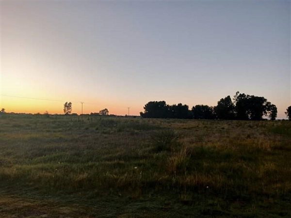 2.1 ha Land available in Quaggafontein