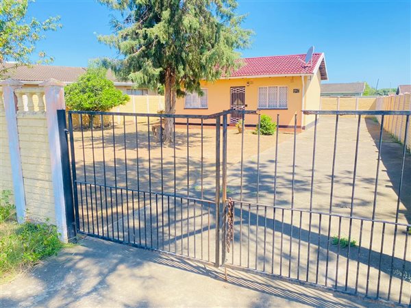 2 Bedroom House 2 Bedroom House
