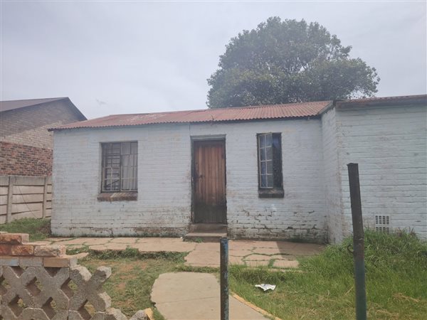 3 Bedroom House 3 Bedroom House