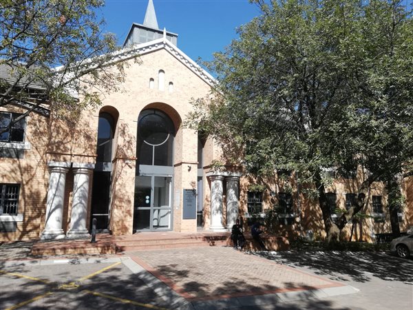 86  m² Commercial space in Sunninghill