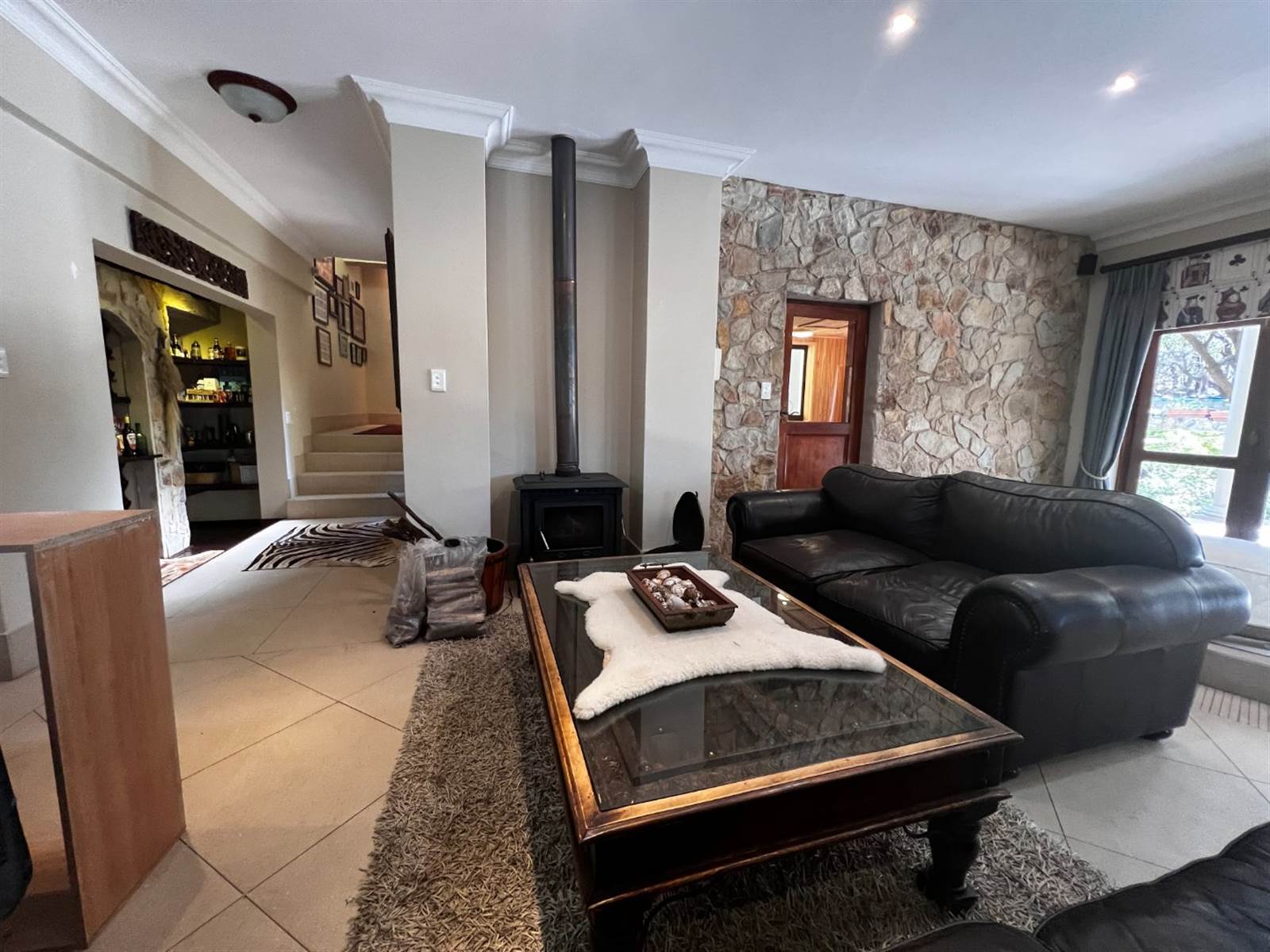 6 Bed House in Leeuwfontein Estate photo number 25