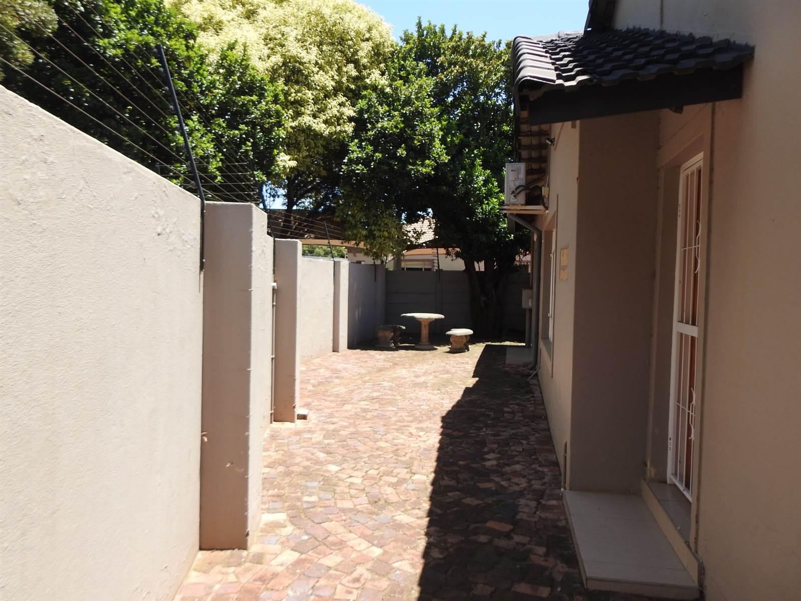 117  m² Office Space in Doringkloof photo number 16