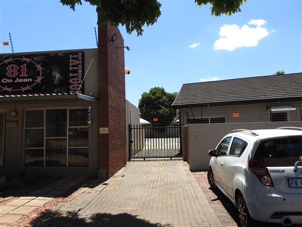 117  m² Office Space in Doringkloof