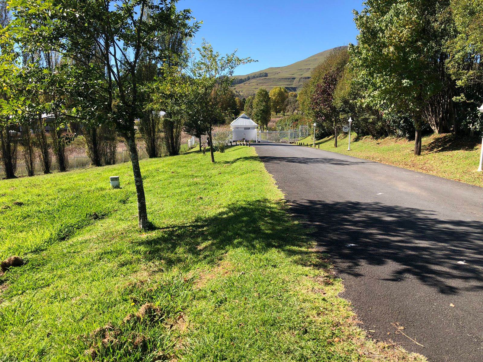 1042 m² Land available in Underberg photo number 5