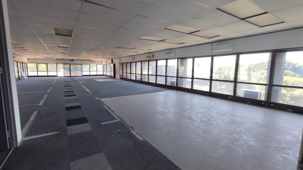 320.8  m² Commercial space in Bedfordview photo number 8