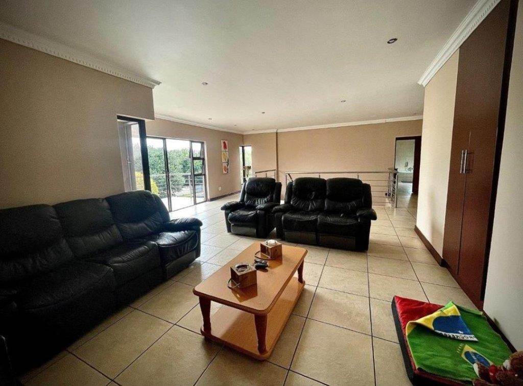 5 Bed House in Glenanda photo number 23