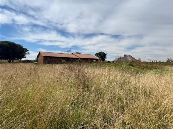 25 ha Commercial Farm 25 ha Commercial Farm