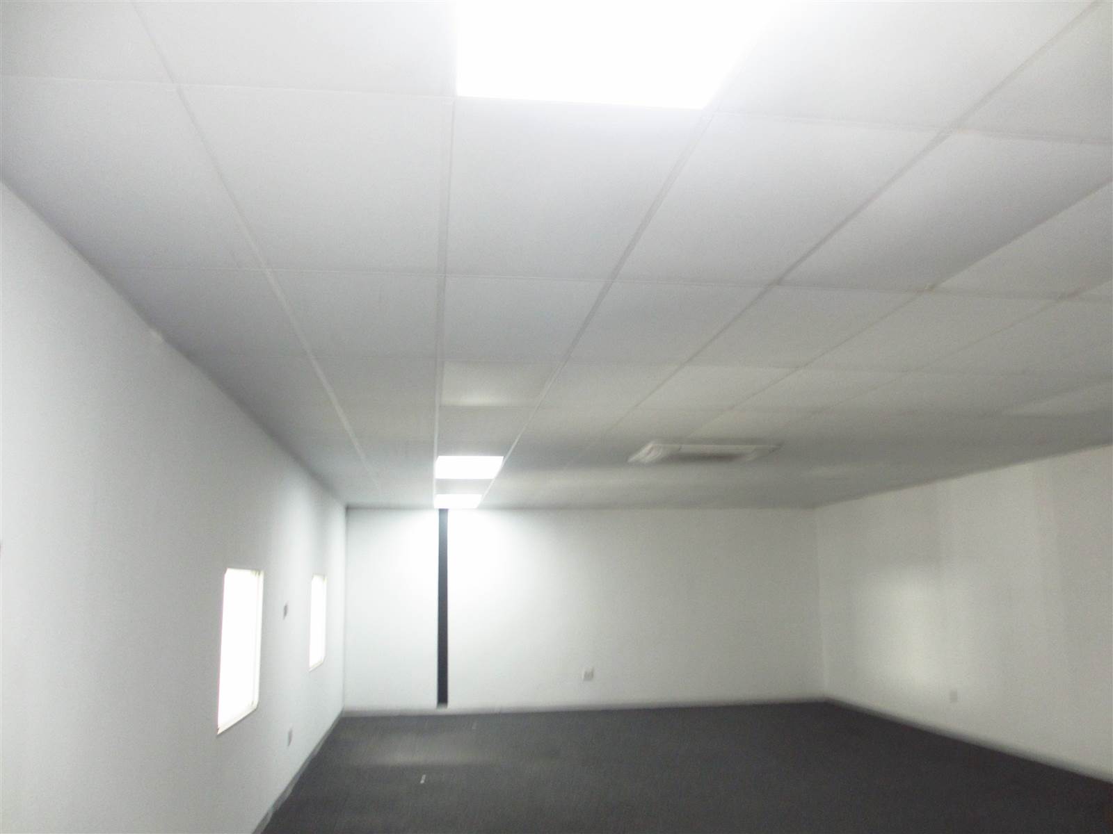 357  m² Commercial space in Olivedale photo number 17