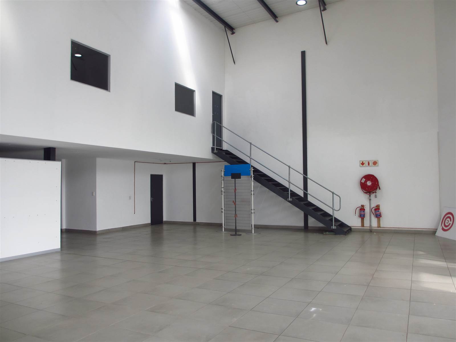 357  m² Commercial space in Olivedale photo number 7