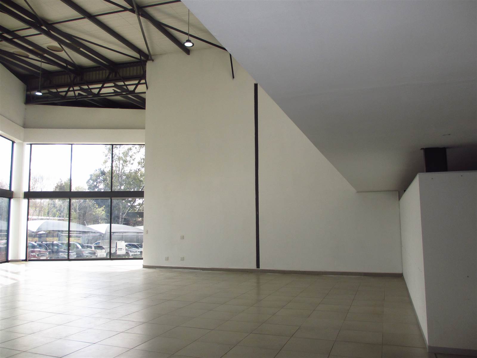 357  m² Commercial space in Olivedale photo number 13