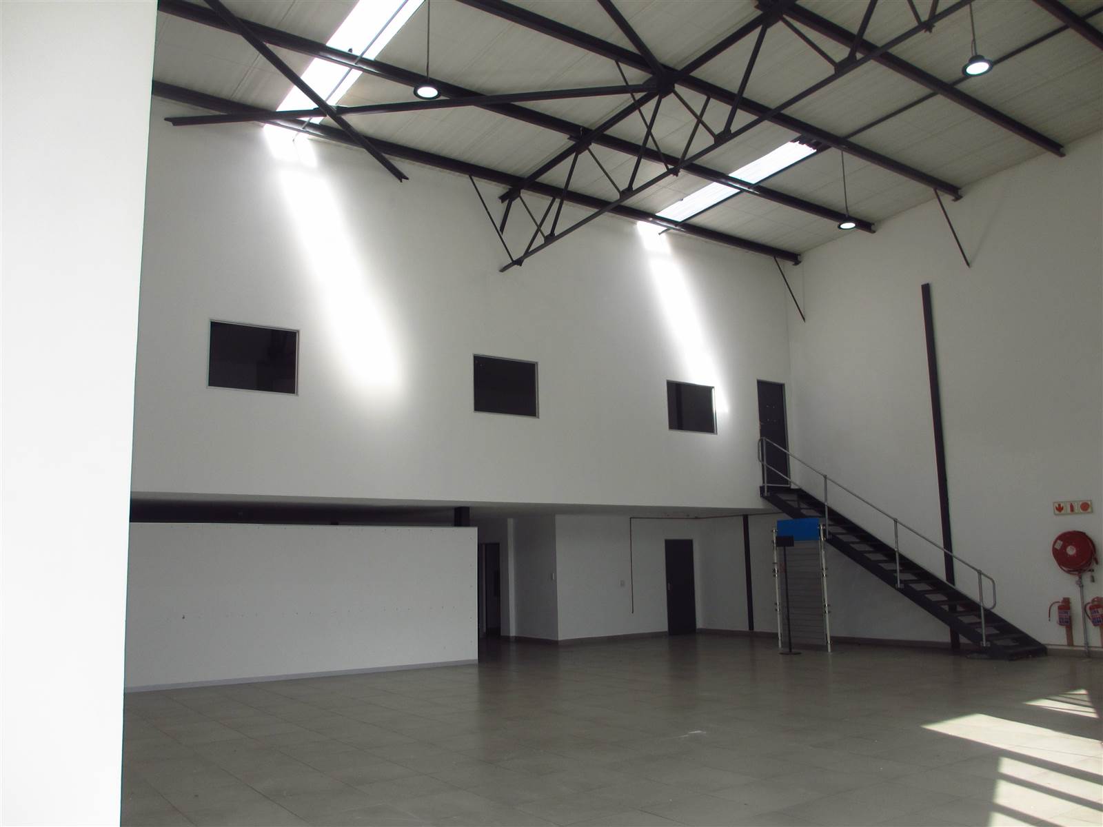 357  m² Commercial space in Olivedale photo number 9