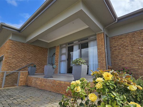 3 Bedroom House 3 Bedroom House