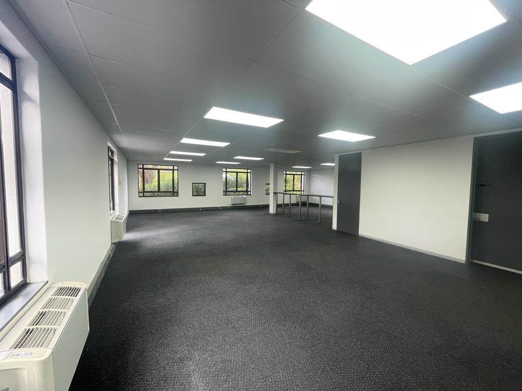 449  m² Commercial space in Hyde Park photo number 12