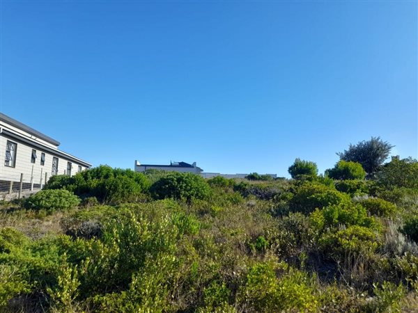 875 m² Land available in Franskraal