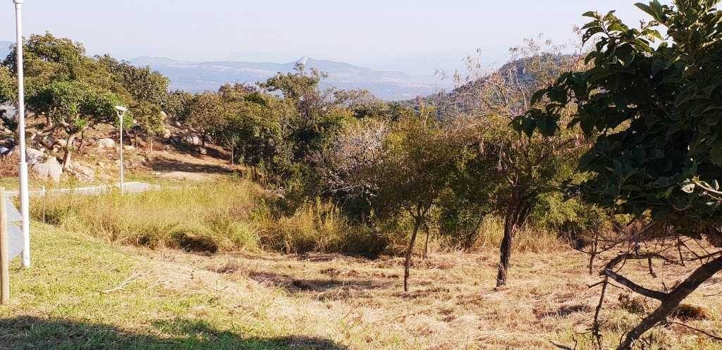 1170 m² Land available in Sonheuwel photo number 5