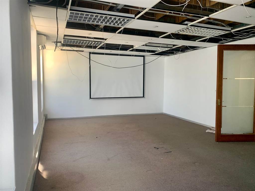 873  m² Office Space in Craighall photo number 19