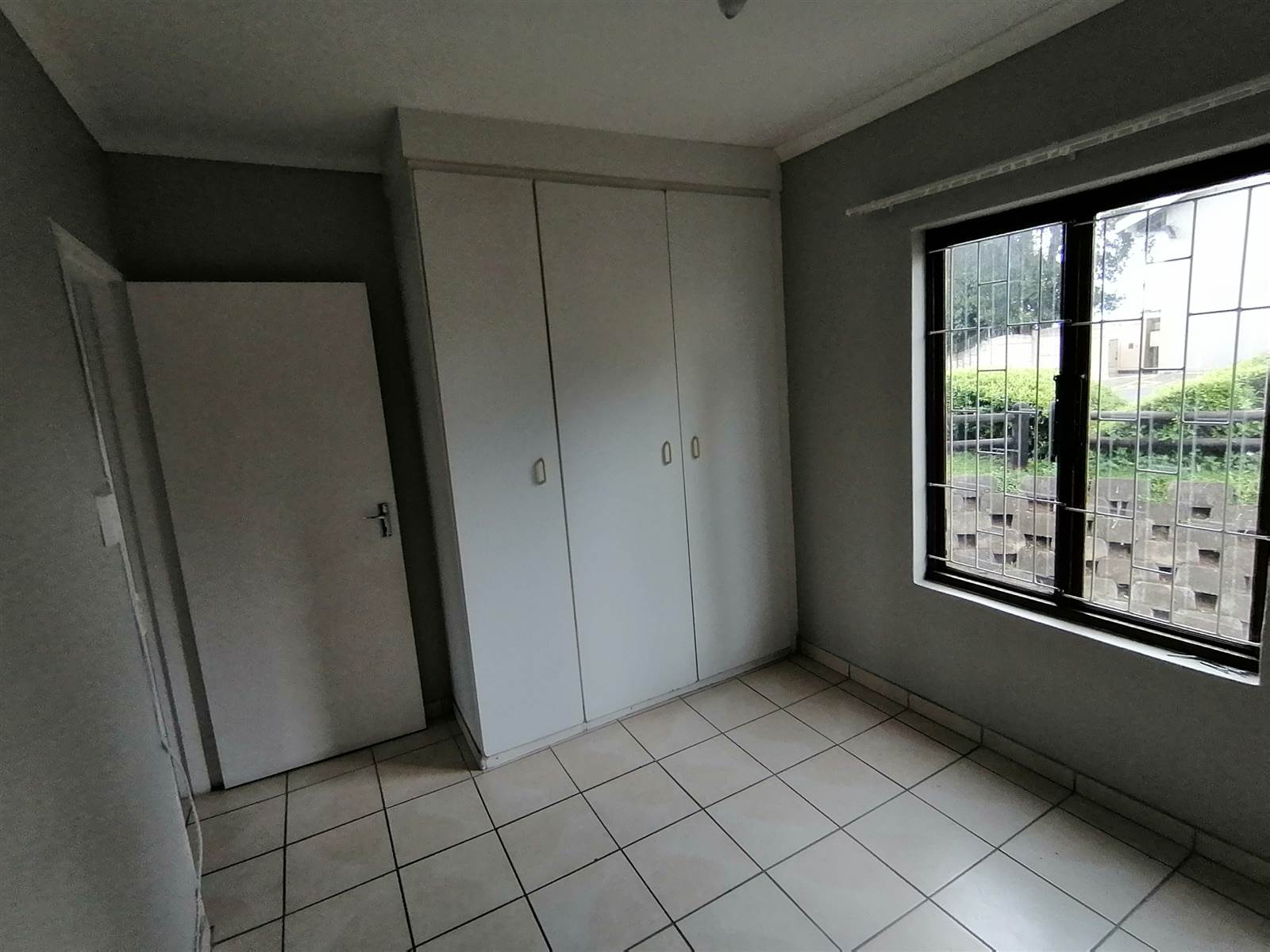 2 Bed Apartment in New Germany photo number 8