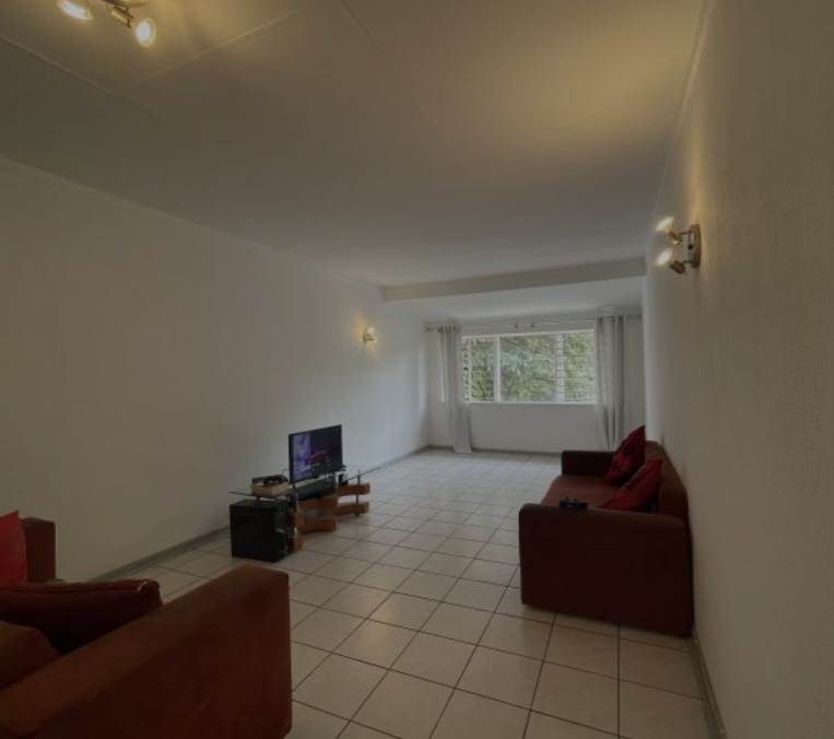 2 Bed Apartment in Woodmead photo number 7
