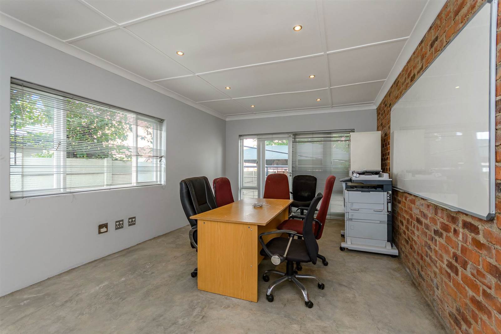 Office space in Greenside photo number 3