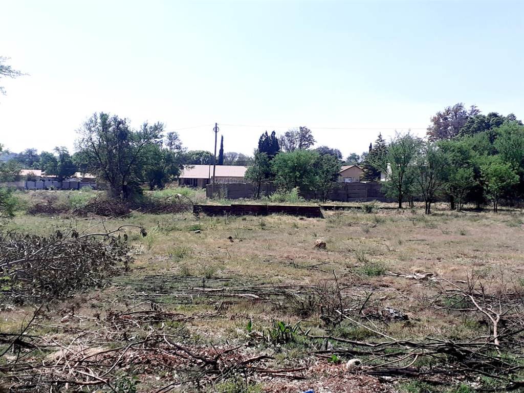 1605 m² Land available in Fochville photo number 6
