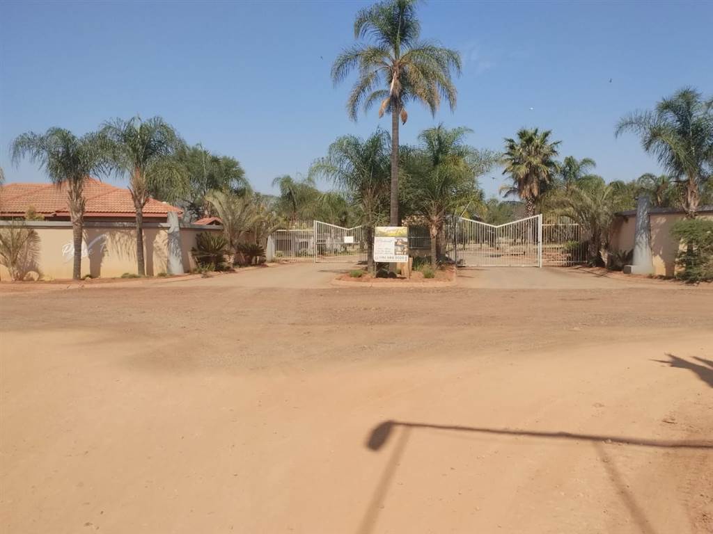600 m² Land available in Bela-Bela (Warmbaths) photo number 1