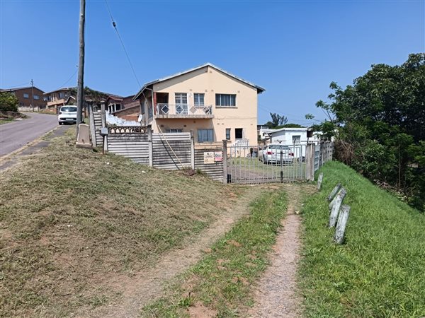 5 Bedroom House 5 Bedroom House