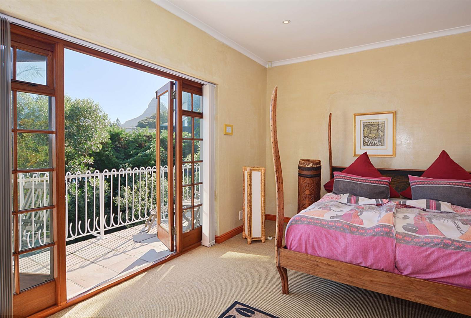 4 Bed House in Camps Bay photo number 27