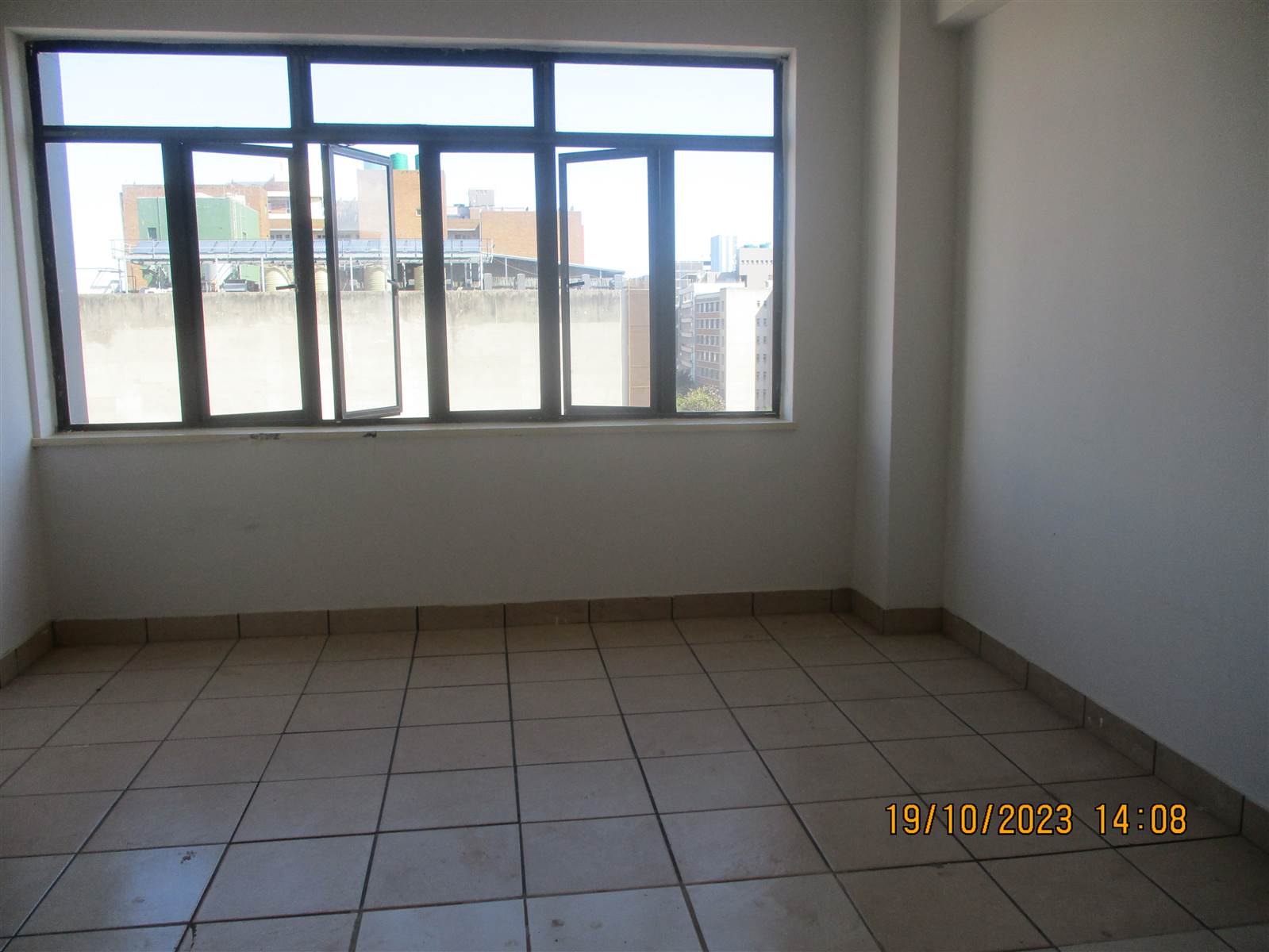 1.5 Bed Apartment in Durban CBD photo number 29