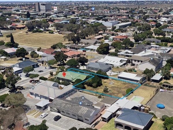 1739 m² Land available in Newton Park