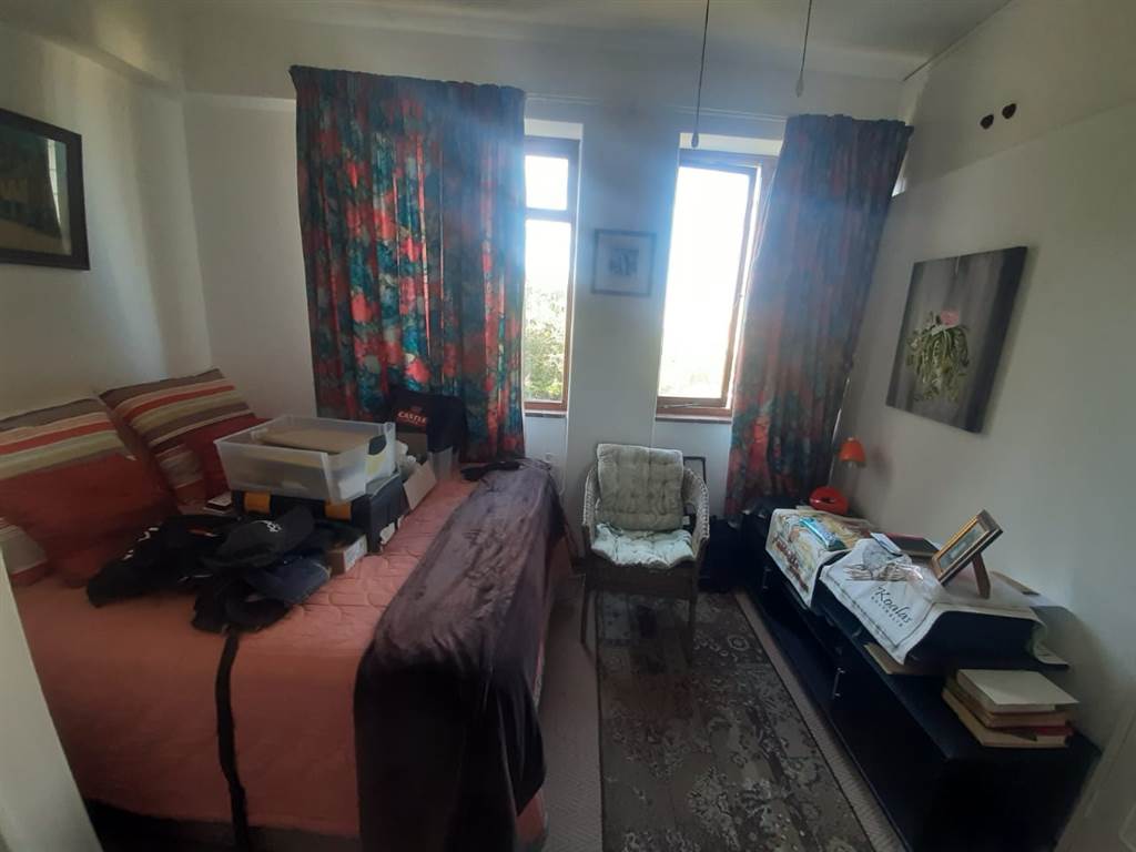 2 Bed Apartment in Amanzimtoti photo number 21