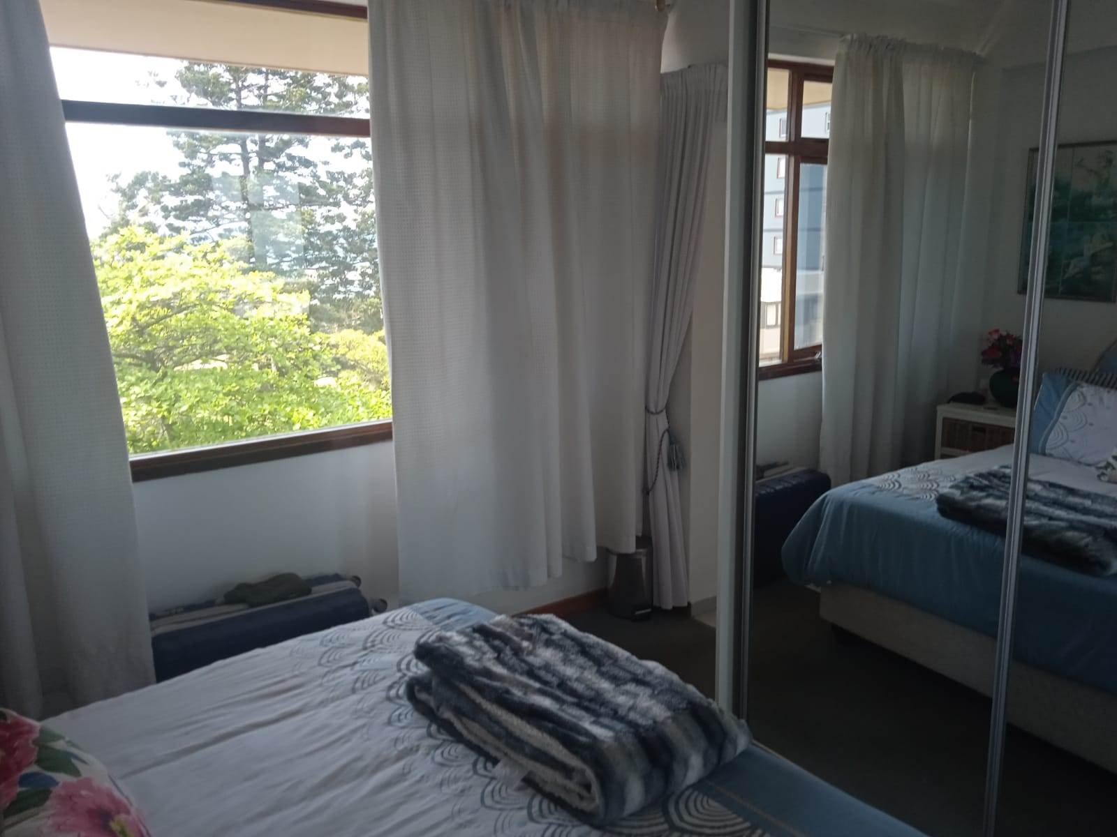 2 Bed Apartment in Amanzimtoti photo number 19