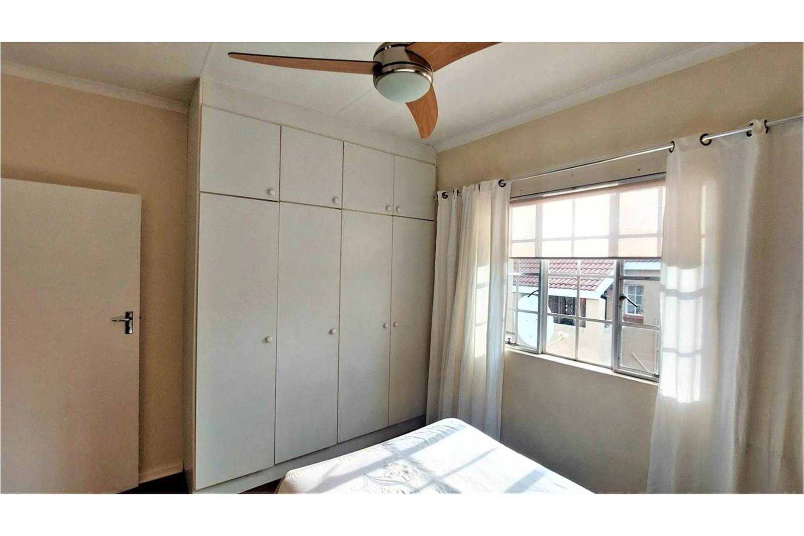 2 Bed Apartment in Parys photo number 10