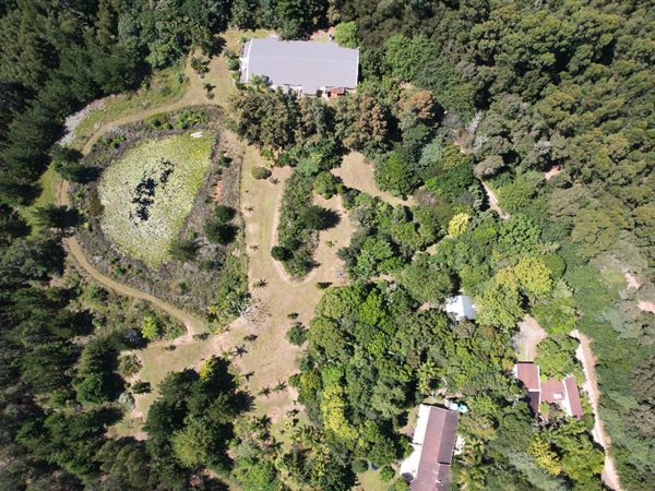 14.8 ha Smallholding