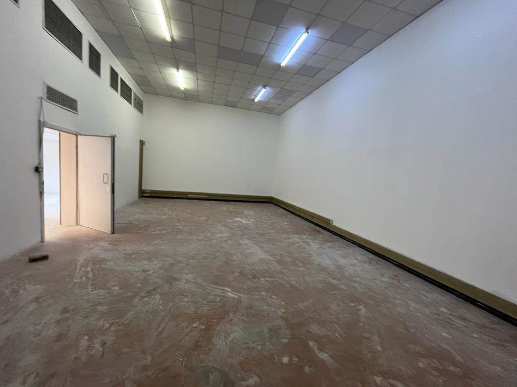 1279  m² Commercial space in Parktown photo number 18