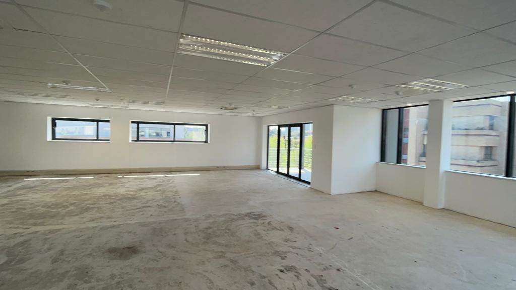 1279  m² Commercial space in Parktown photo number 5