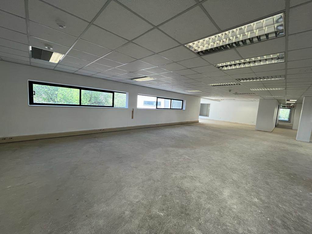 1279  m² Commercial space in Parktown photo number 23